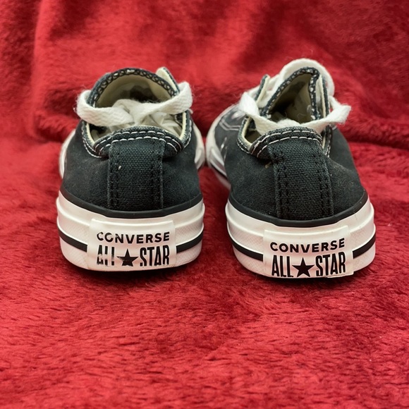 ⭐️CONVERSE⭐️ ALL STAR CHUCK TAYLOR SNEAKERS - Picture 3 of 8
